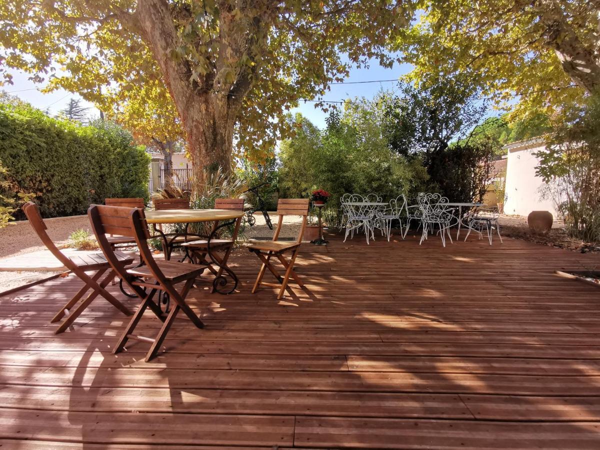 Maison D' Alys Entre Luberon Et Alpilles Cabannes المظهر الخارجي الصورة